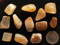 (image for) Moonstone - Peach: tumbled stones (large)