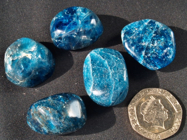 (image for) Apatite - Blue: tumbled stones - Click Image to Close