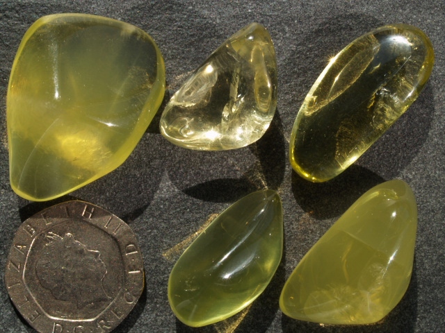 (image for) Lemon (Ouro Verde) Quartz: tumbled stones (small) - Click Image to Close