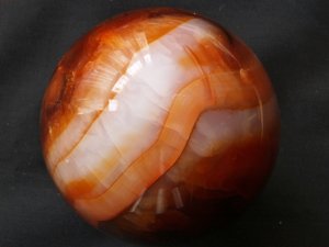 Carnelian: sphere - 7cm (Madagascar)