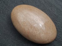 (image for) Apricot Feldspar / Moonstone: palmstone (Madagascar)