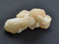 (image for) Stilbite: crystal cluster (India)
