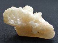 Stilbite: crystal cluster (India)
