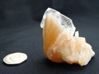 Stilbite and Apophyllite: crystal cluster (India)