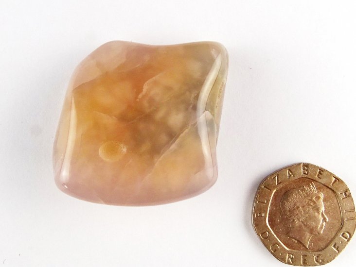 (image for) Chalcedony - Pink: polished pebble - Click Image to Close