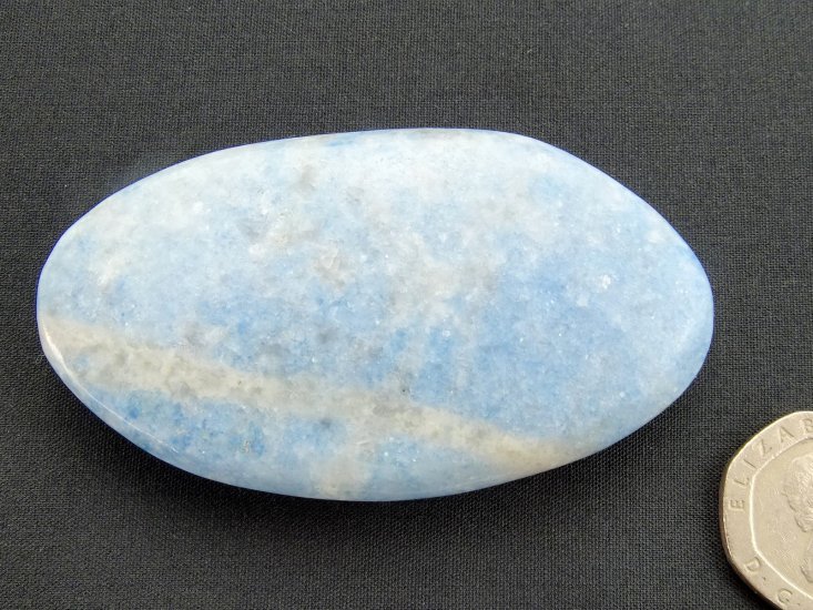 (image for) Diopside - Blue (Violan): palmstone - Click Image to Close