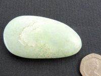 (image for) Diopside - Green: palmstone