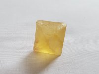(image for) Fluorite - Lemon: crystal octahedron