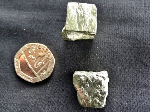 Pyrite: Cubes - balanced pair (medium)