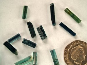 Tourmaline - Blue (A grade): crystals (xsmall)