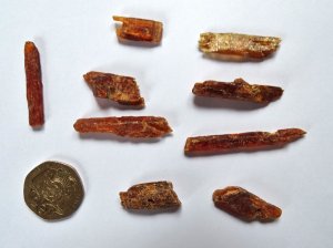 Kyanite - Orange: blades (xsmall)