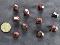 Garnet - Almandine (AA grade): crystals (medium)