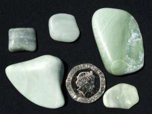 Infinite Stone: polished pieces (medium)