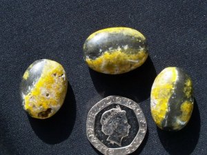 Eclipse Stone (Bumblebee Jasper): tumbled stones (large)