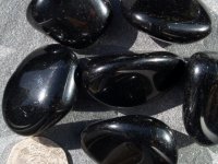 (image for) Obsidian - Black: tumbled stones (large)