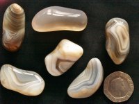 (image for) Agate - Grey Banded: tumbled stones