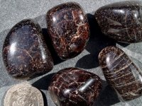 Garnet - Red (B grade): tumbled stones (xlarge)
