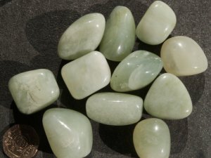 Jadeite (New Jade): tumbled stones (large)