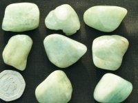 (image for) Aquamarine - Sea Green: tumbled stones