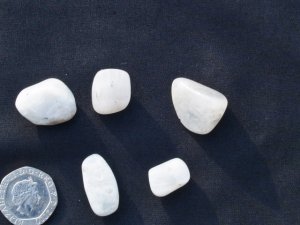 Moonstone - Rainbow (white spectrolite): tumbled stones (medium)