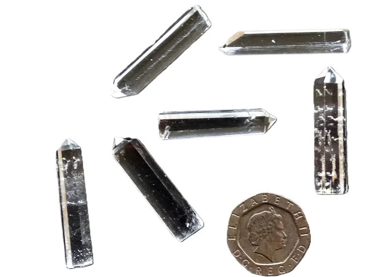 (image for) Clear Quartz: polished crystals – set of 6