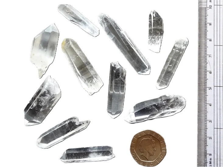 (image for) Clear Quartz: crystals (assorted formations)