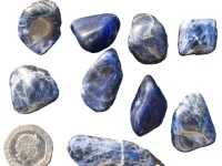 (image for) Sodalite (light): tumbled stones