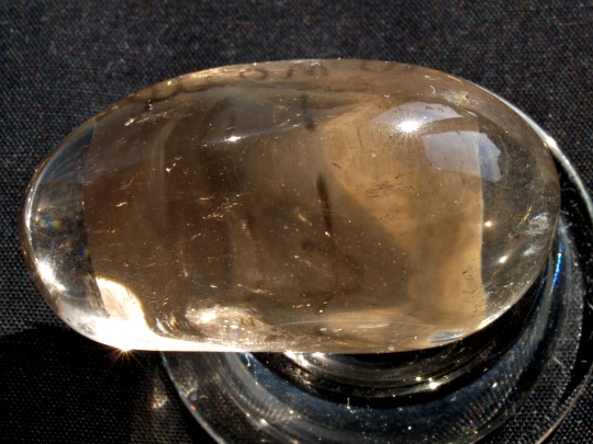 (image for) Smoky Quartz: polished pebble (Brazil) - Click Image to Close