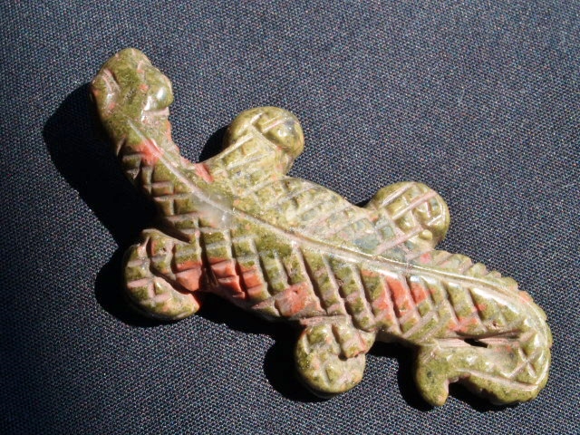 (image for) Unakite Jasper: Lizard carving - Click Image to Close