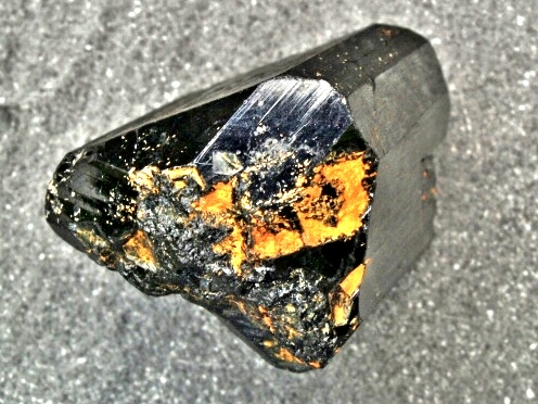 (image for) Tourmaline - Black: crystal - DT (Madagascar) - Click Image to Close