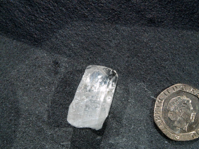(image for) Danburite - Clear: crystal - Click Image to Close