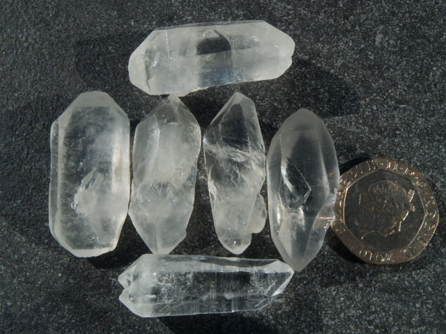 (image for) Clear Quartz - B grade: crystals - set of 6 DT (medium) - Click Image to Close