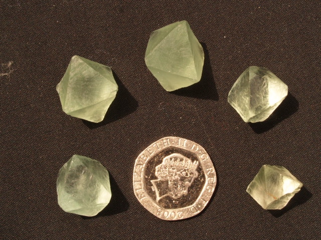 (image for) Fluorite - Green: crystal octahedrons - Click Image to Close