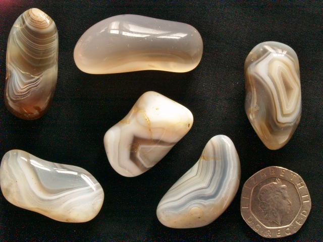 (image for) Agate - Grey Banded: tumbled stones - Click Image to Close
