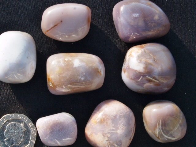 (image for) Chalcedony - Purple: tumbled stones (medium) - Click Image to Close